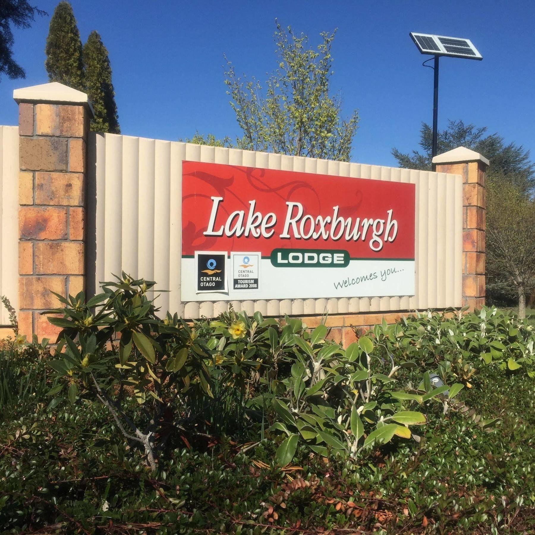 Lake Roxburgh Lodge Exterior foto